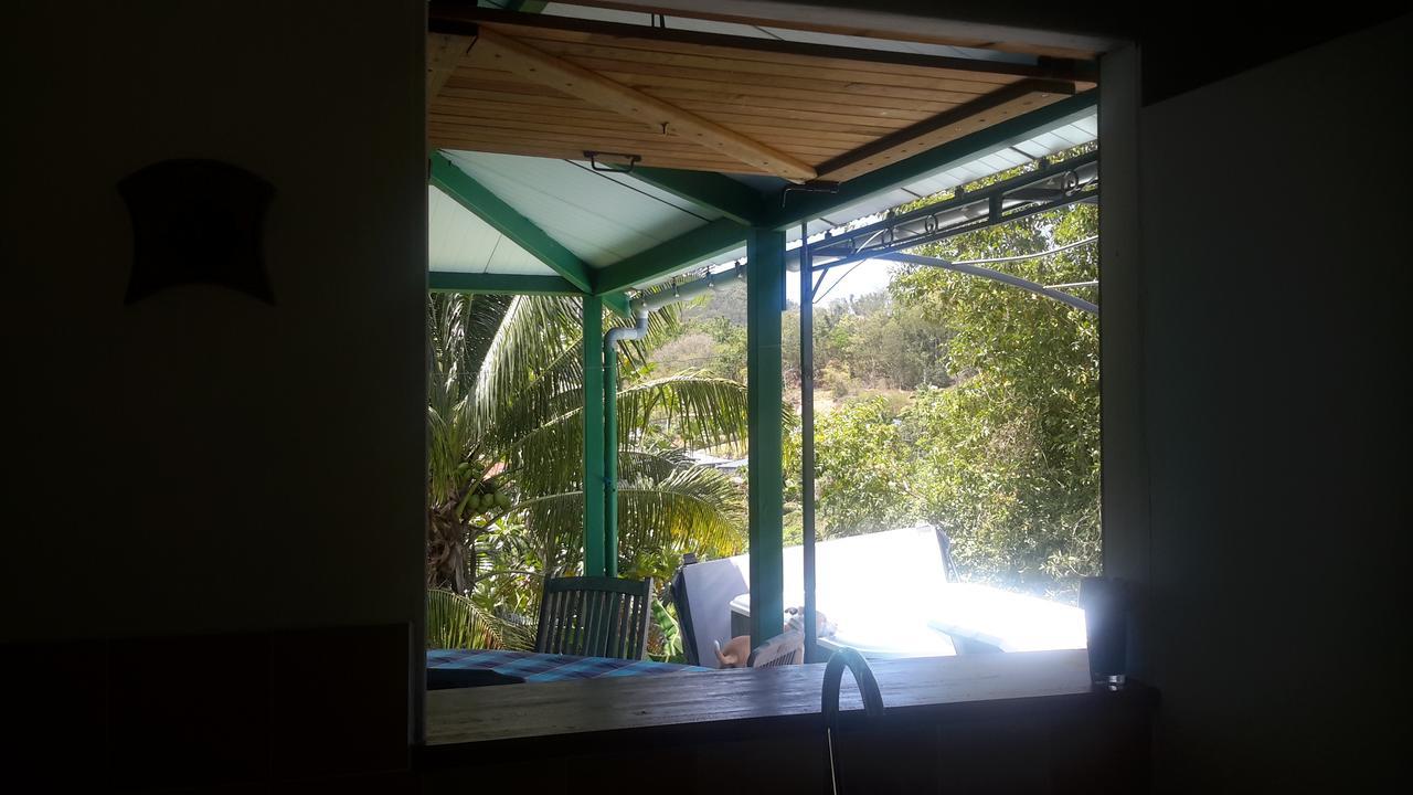 Habitation Pineau Deshaies Exterior foto